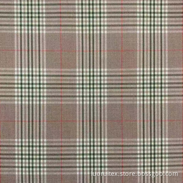 Yarn dyed checked fabric